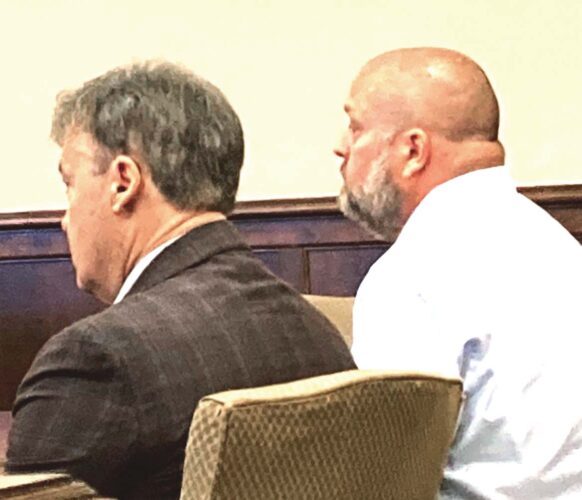 Former EL police captain pleads guilty to felony evidence tampering